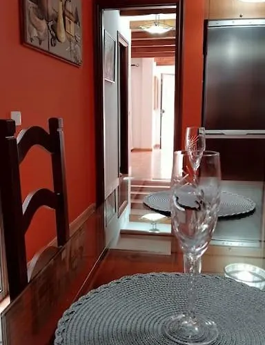 Florymar A 12 Minutos Del Aeropuerto بيت للعطل إيخينيو